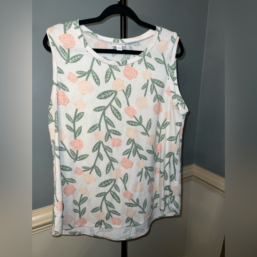 LuLaRoe Floral Tank Top‎ - Green and Peach